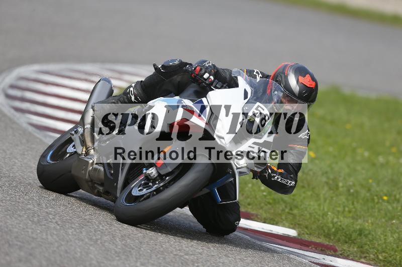 /53 16.09.2025 Track Day Domi Aegerter ADR/Gruppe gruen/58